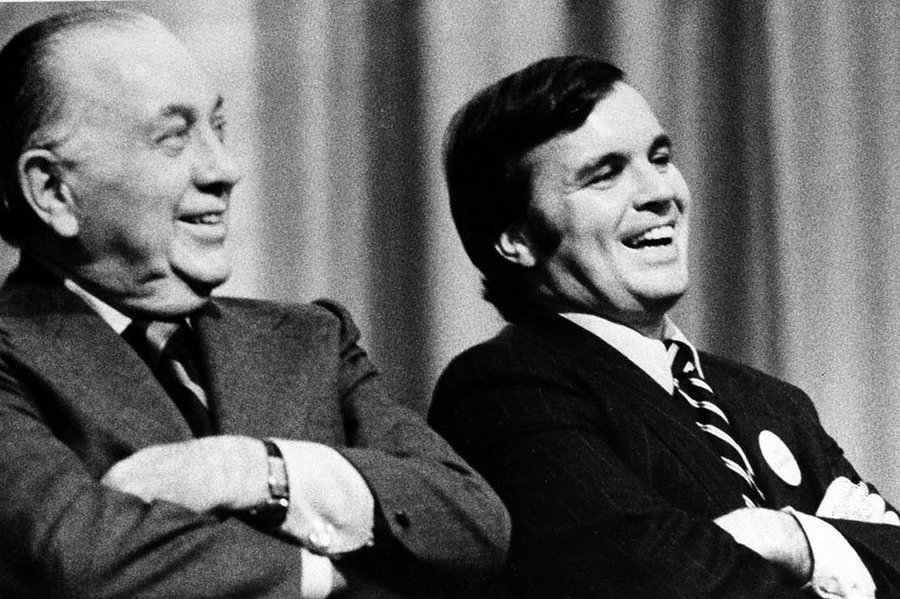 ap050411022341_slide-f5092d9156576d4a0d78a1c2d98fee6c23ff50f3-s900-c85